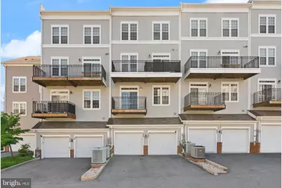 242 N Summit Avenue N #21, Gaithersburg, MD 20877 - Photo 17