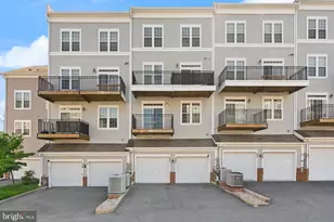 242 N Summit Ave N, Gaithersburg, MD 20877 - Photo 17