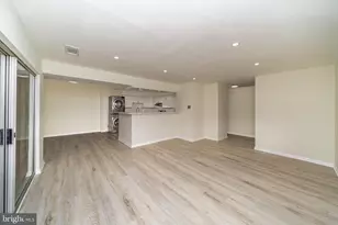 9910 Walker House Rd, Gaithersburg, MD 20886 - Photo 7