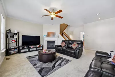 7804 Yankee Harbor Drive, Montgomery Village, MD 20886 - Photo 9