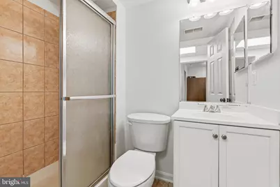 18617 Chickadee Lane, Gaithersburg, MD 20879 - Photo 21