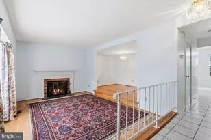 18617 Chickadee Ln, Gaithersburg, MD 20879 - Photo 3