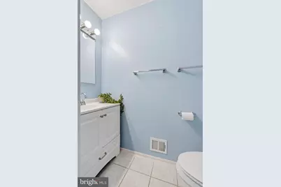 18617 Chickadee Lane, Gaithersburg, MD 20879 - Photo 11