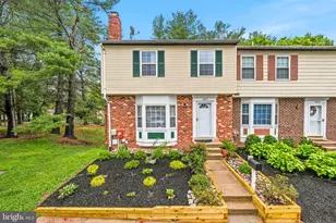 18617 Chickadee Ln, Gaithersburg, MD 20879 - Photo 1