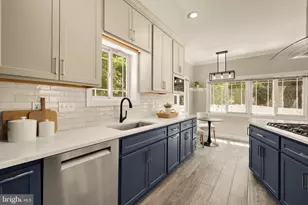 4717 Edgefield Rd, Bethesda, MD 20814 - Photo 9