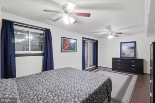 25720 Valley Park Terrace, Damascus, MD 20872 - Photo 17