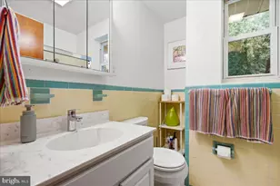 10802 Lockridge Dr, Silver Spring, MD 20901 - Photo 29