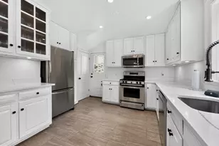 4619 Norwood Dr, Chevy Chase, MD 20815 - Photo 15