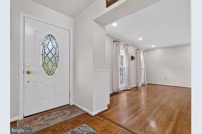 8912 N Westland Drive, Gaithersburg, MD 20877 - Photo 5
