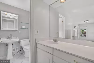 8912 N Westland Drive, Gaithersburg, MD 20877 - Photo 27