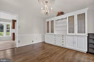 8912 N Westland Dr, Gaithersburg, MD 20877 - Photo 11