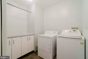 10200 Duvawn Pl, Silver Spring, MD 20902 - Photo 25