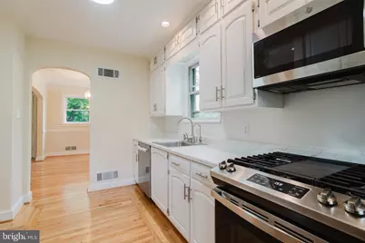 10200 Duvawn Place, Silver Spring, MD 20902 - Photo 9