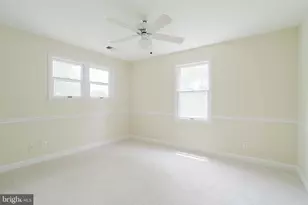 10200 Duvawn Pl, Silver Spring, MD 20902 - Photo 23