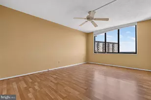 5225 Pooks Hill Rd, Bethesda, MD 20814 - Photo 11