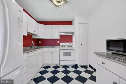 5225 Pooks Hill Road #1319S, Bethesda, MD 20814 - Photo 9