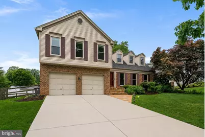 1119 Halesworth Drive, Potomac, MD 20854 - Photo 3