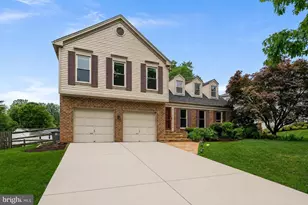 1119 Halesworth Dr, Potomac, MD 20854 - Photo 3