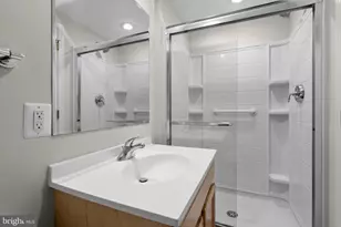 1119 Halesworth Dr, Potomac, MD 20854 - Photo 39