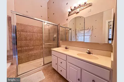608 Pleasant Drive, Rockville, MD 20850 - Photo 57