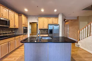 608 Pleasant Dr, Rockville, MD 20850 - Photo 27