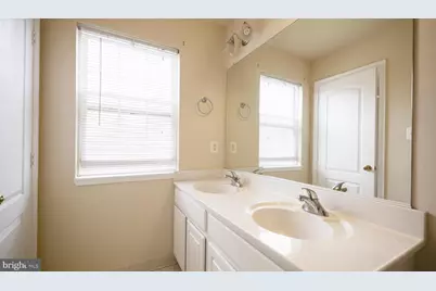 1005 Grand Champion Drive, Rockville, MD 20850 - Photo 27