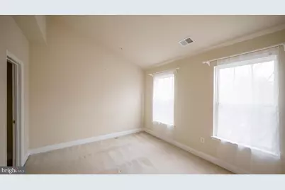 1005 Grand Champion Drive, Rockville, MD 20850 - Photo 25