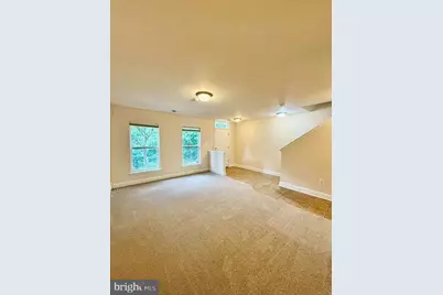 11918 Weybridge Lane, Germantown, MD 20876 - Photo 3