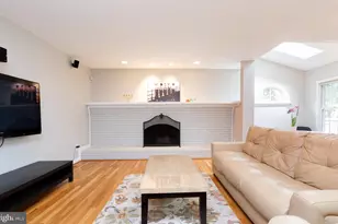 9808 Korman Ct, Potomac, MD 20854 - Photo 5