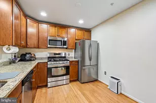 20408 Shore Harbour Dr, Germantown, MD 20874 - Photo 15