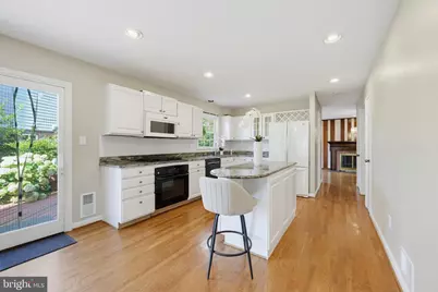 16818 Briardale Road, Rockville, MD 20855 - Photo 17