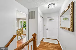 24833 Showbarn Cir, Damascus, MD 20872 - Photo 5