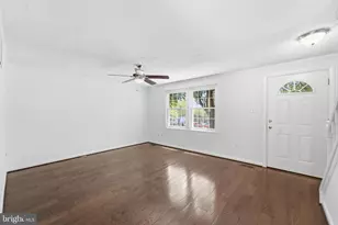 19026 Partridge Wood Dr, Germantown, MD 20874 - Photo 11
