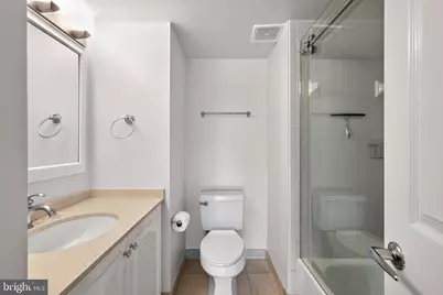 10101 Grosvenor Place #305, Rockville, MD 20852 - Photo 15
