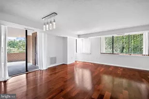 10101 Grosvenor Pl, Rockville, MD 20852 - Photo 3