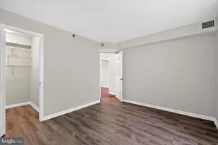 10101 Grosvenor Pl, Rockville, MD 20852 - Photo 7