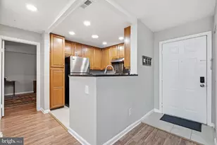 18516 Boysenberry Dr, Gaithersburg, MD 20879 - Photo 11