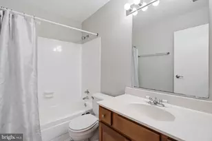 18516 Boysenberry Dr, Gaithersburg, MD 20879 - Photo 21