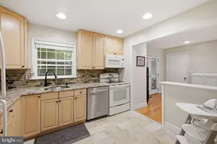 11937 Bayswater Rd, Gaithersburg, MD 20878 - Photo 13