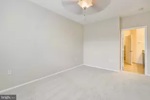 11800 Old Georgetown Rd, North Bethesda, MD 20852 - Photo 15