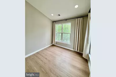 9730 Washingtonian Boulevard, Gaithersburg, MD 20878 - Photo 37