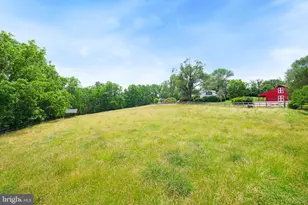 10600 Red Barn Ln, Potomac, MD 20854 - Photo 49