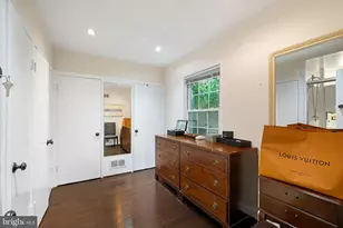 10600 Red Barn Ln, Potomac, MD 20854 - Photo 23