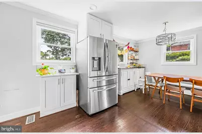 4610 Coachway Drive, Rockville, MD 20852 - Photo 11