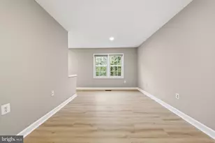 7817 Heatherton Ln, Potomac, MD 20854 - Photo 15