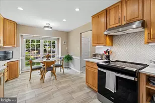 25 Tivoli Lake Ct, Silver Spring, MD 20906 - Photo 35