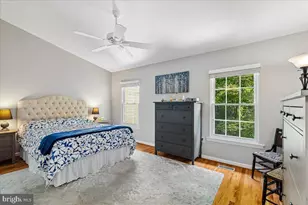 25 Tivoli Lake Ct, Silver Spring, MD 20906 - Photo 11