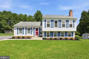 12201 Horse Center Rd, North Potomac, MD 20878 - Photo 1