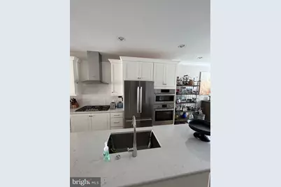 10324 Grosvenor Place, North Bethesda, MD 20852 - Photo 3