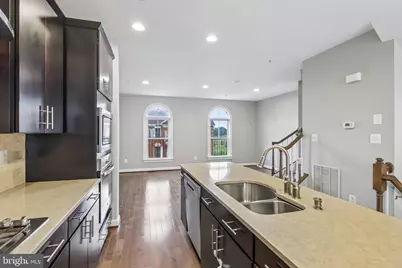 355 Parkview Avenue, Gaithersburg, MD 20878 - Photo 17